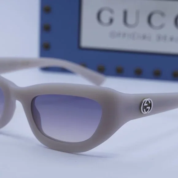 Gucci GG1784S 005 Cat Eye Sunglasses - Light Grey/Smoke display picture 1